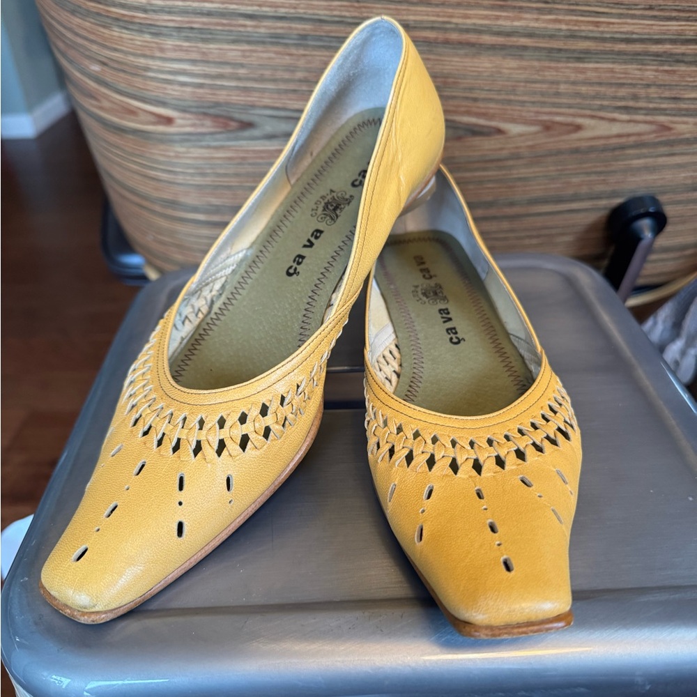 Cava cava Yellow Leather Women's Shoes